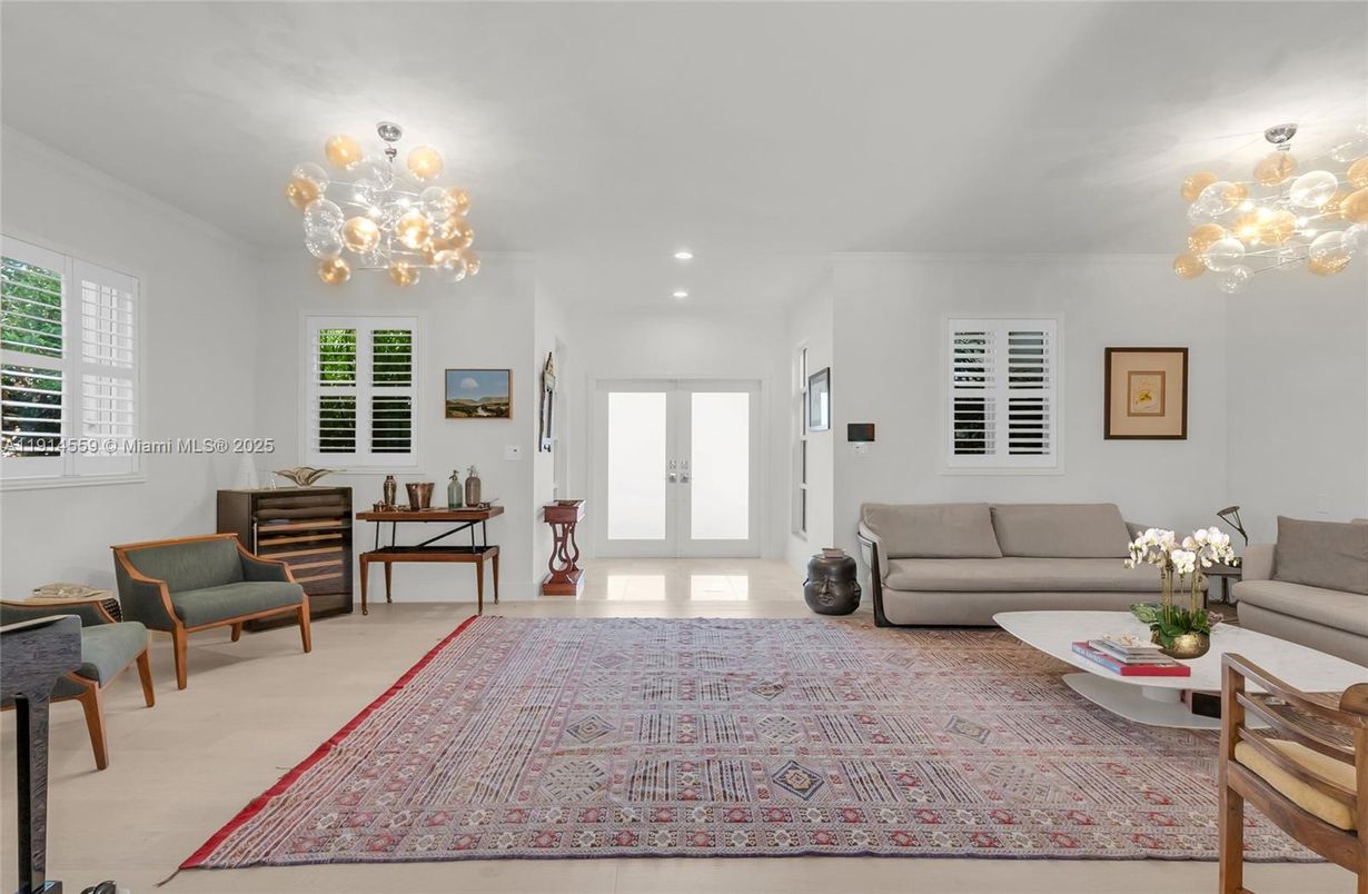 Chandelier, Interior, Living room, Recessed Lighting