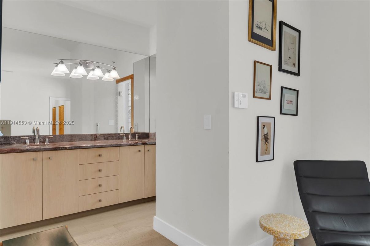 Bathroom, Dual Sink Vanities, Interior, Wood Texture Flooring