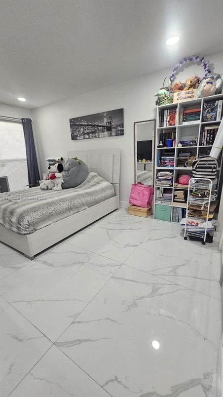 Bedroom, Interior, Marble, Recessed Lighting