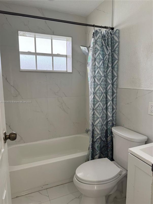 Bathroom, Interior, Marble, Marble Walls