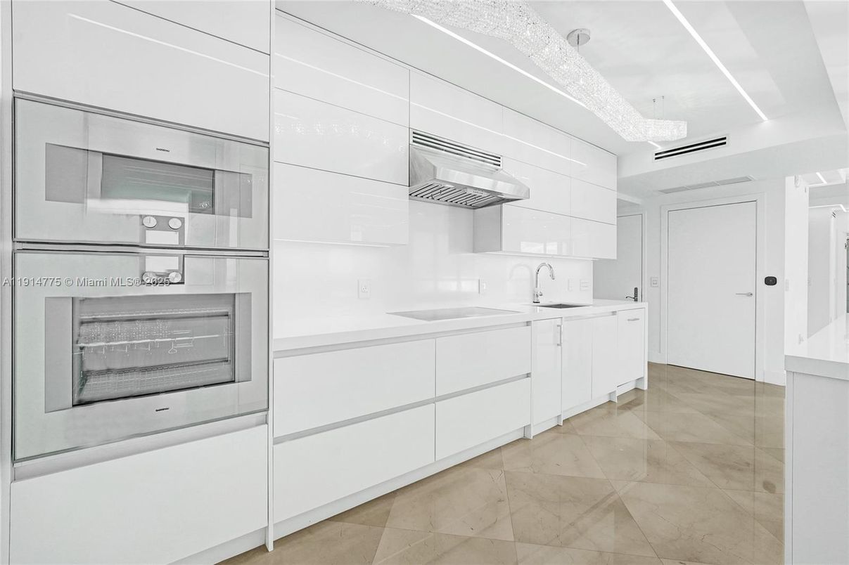 Interior, Kitchen, Stainless Steel Appliances