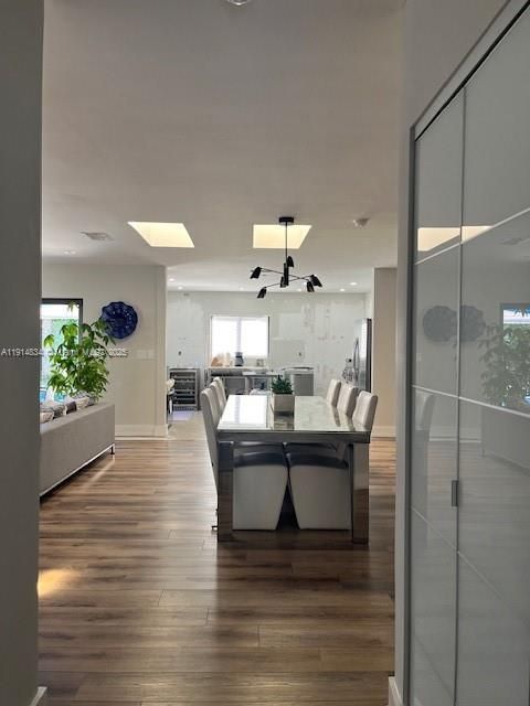 Dining room, Interior, Kitchen, Pendant Lights, Recessed Lighting, Wood Texture Flooring