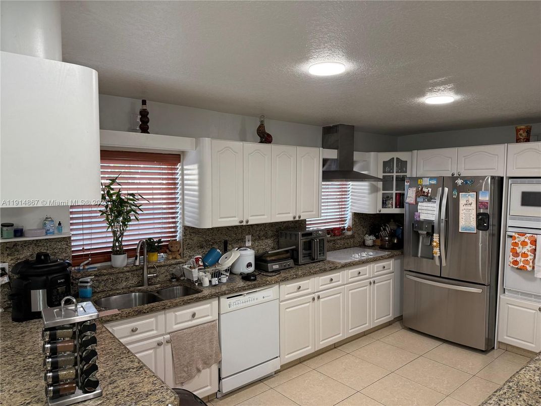 Interior, Kitchen, Recessed Lighting
