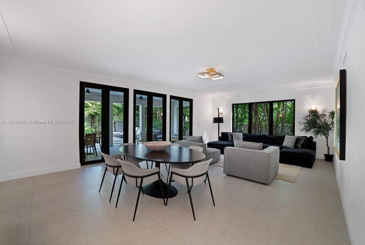 Dining room, Interior, Living room