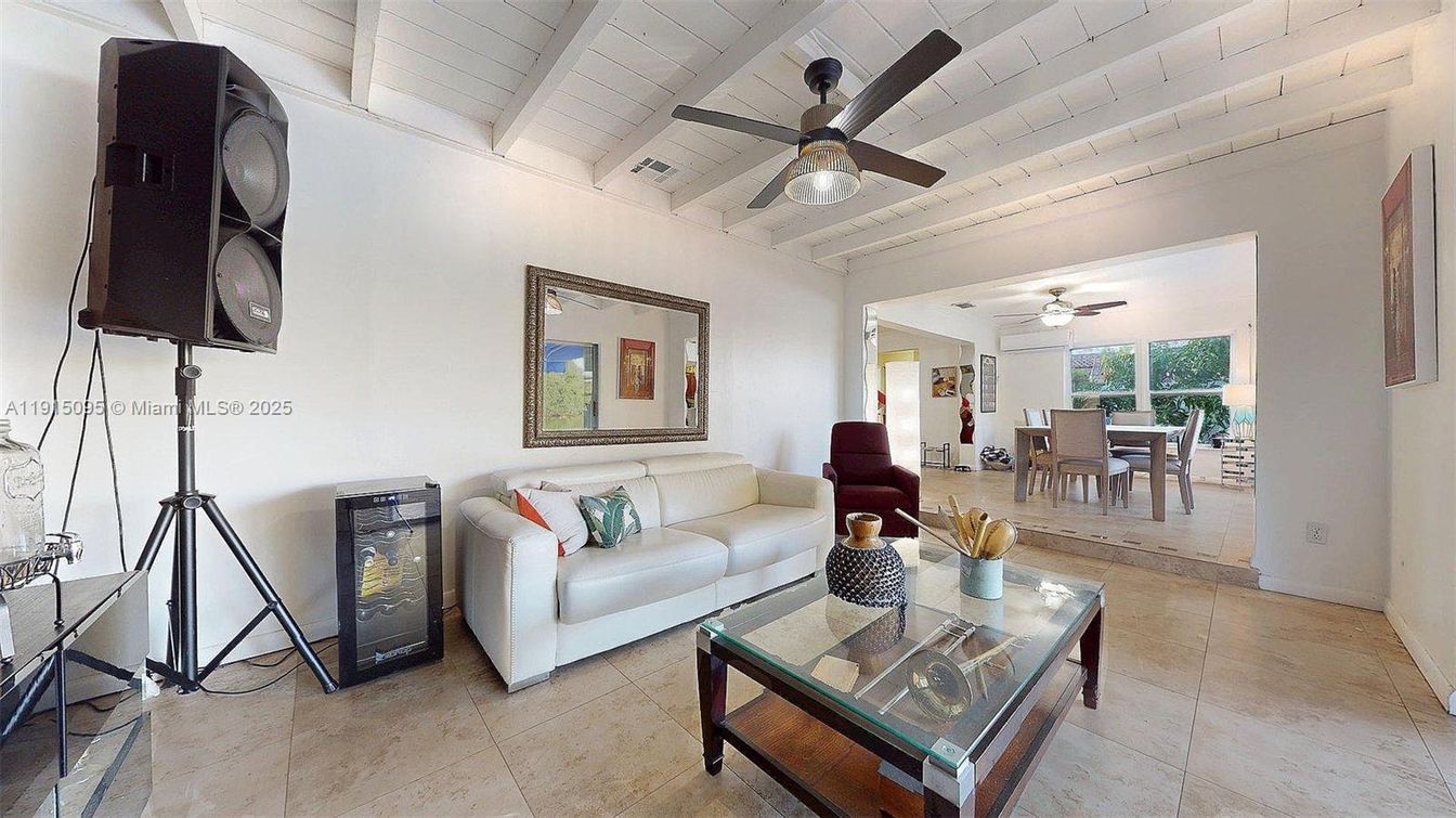 Dining room, Interior, Living room