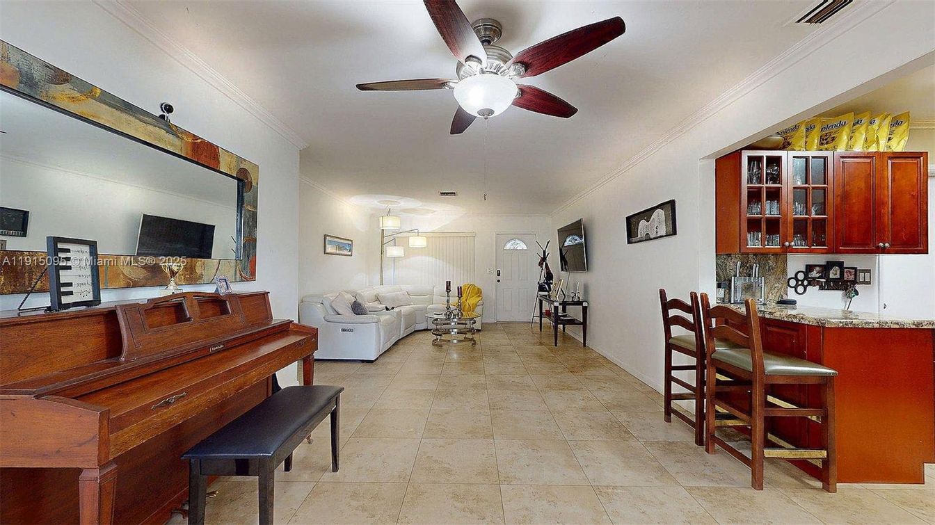 Interior, Living room, Piano