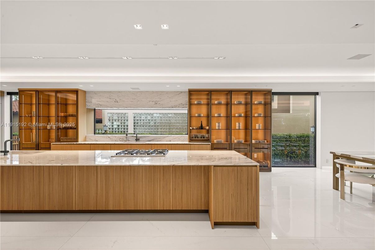 Interior, Kitchen, Marble Walls, Recessed Lighting