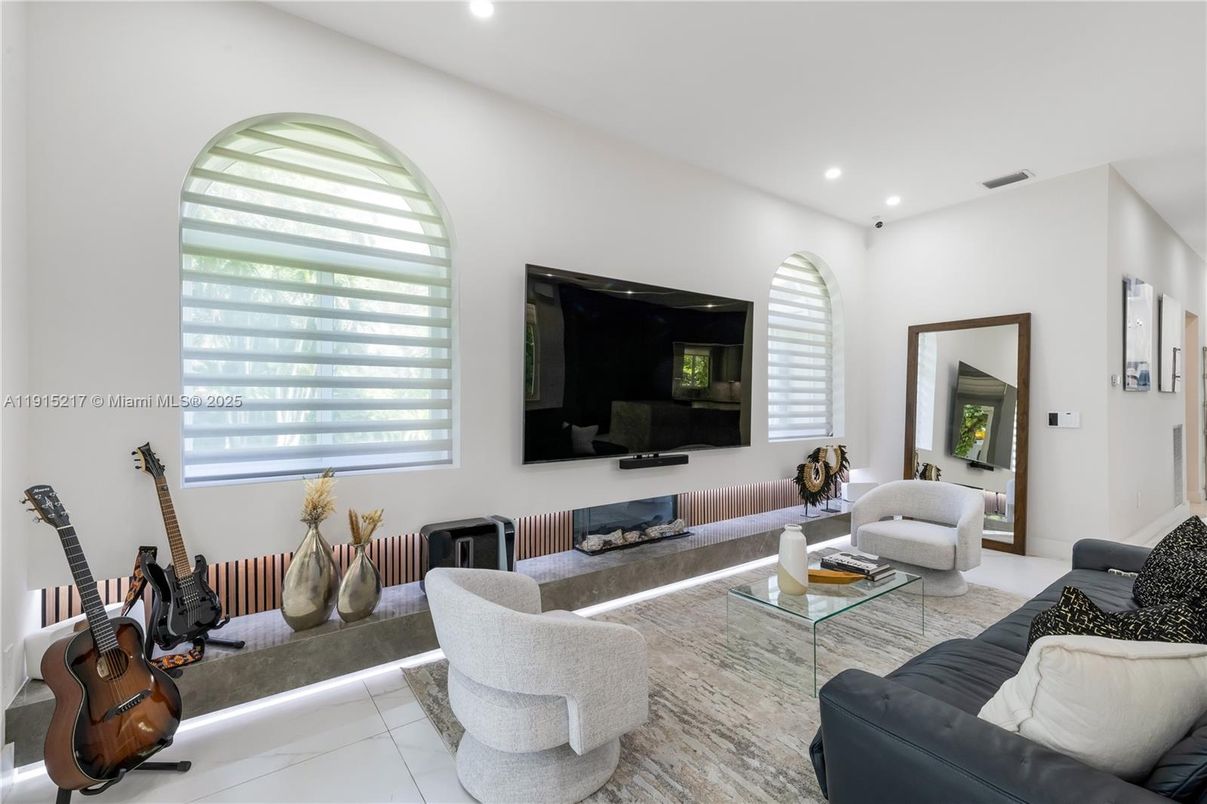 Interior, Living room, Recessed Lighting