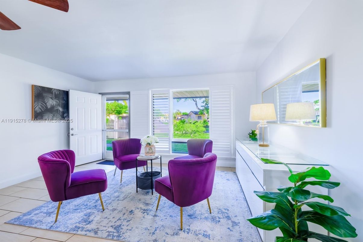 Interior, Living room