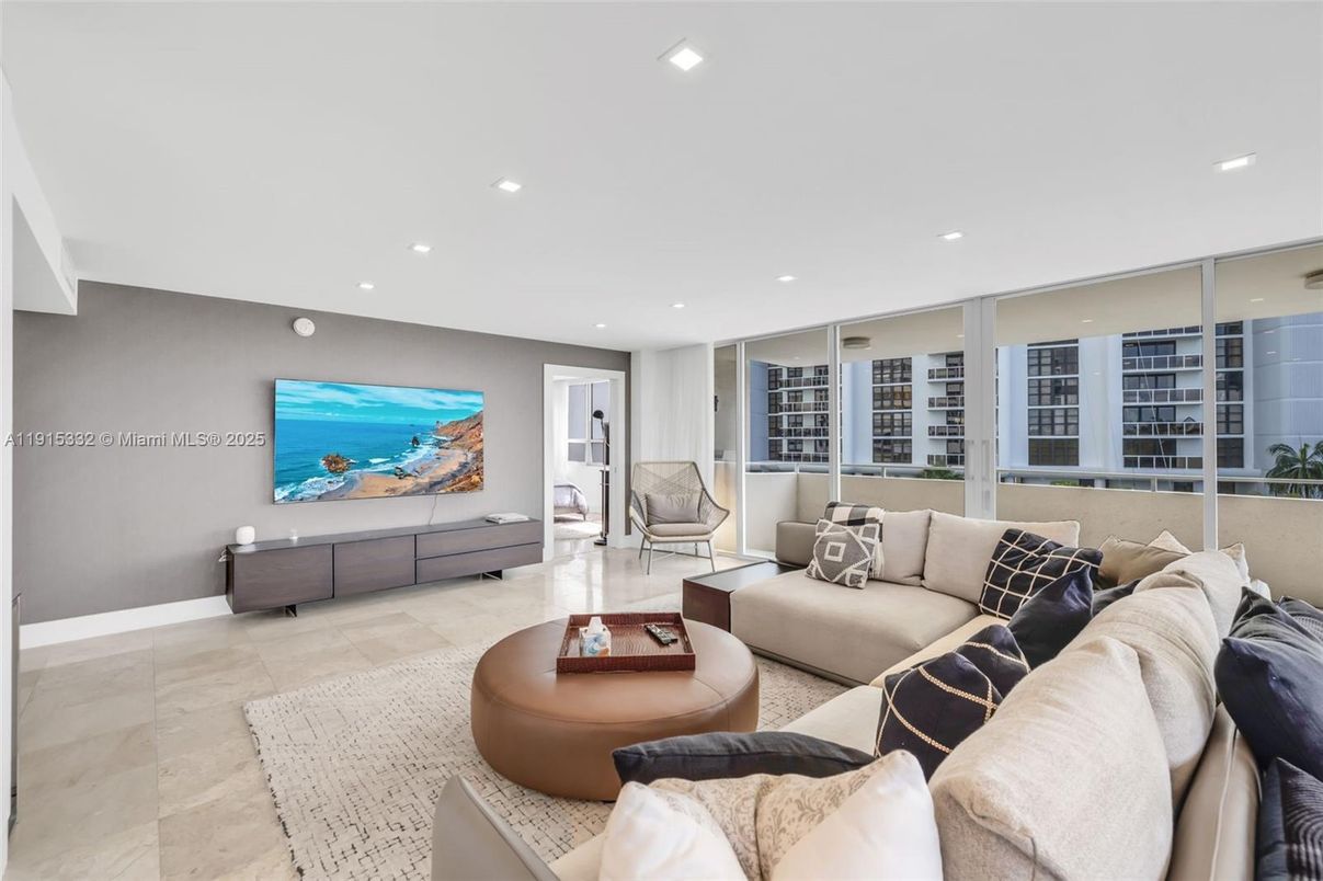 Interior, Living room, Recessed Lighting