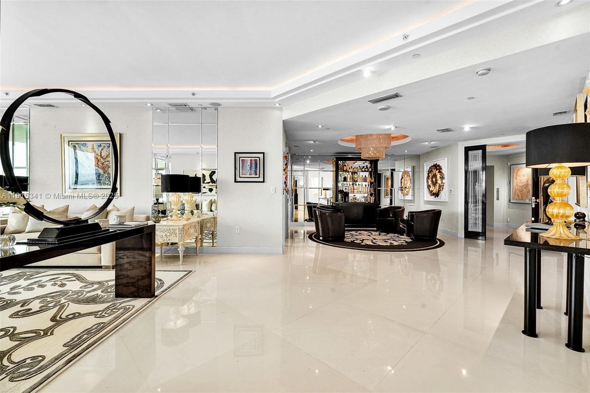 Interior, Recessed Lighting