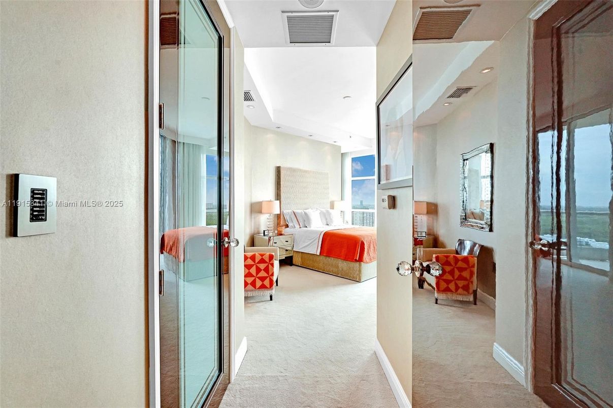 Bedroom, Interior, Recessed Lighting