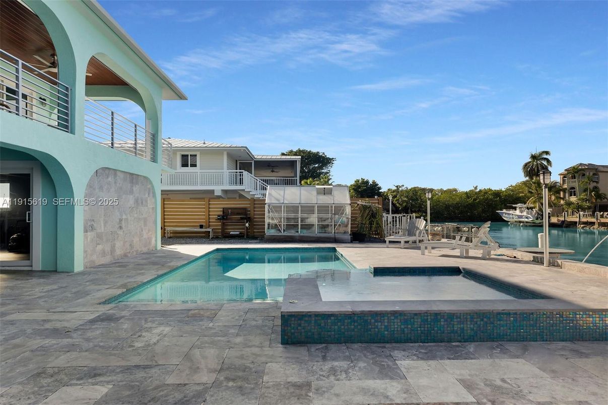 Exterior, Pool, Water