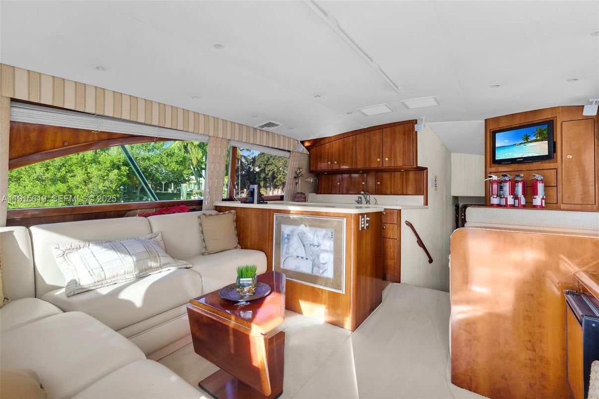 Interior, Kitchen, Living room, Recessed Lighting