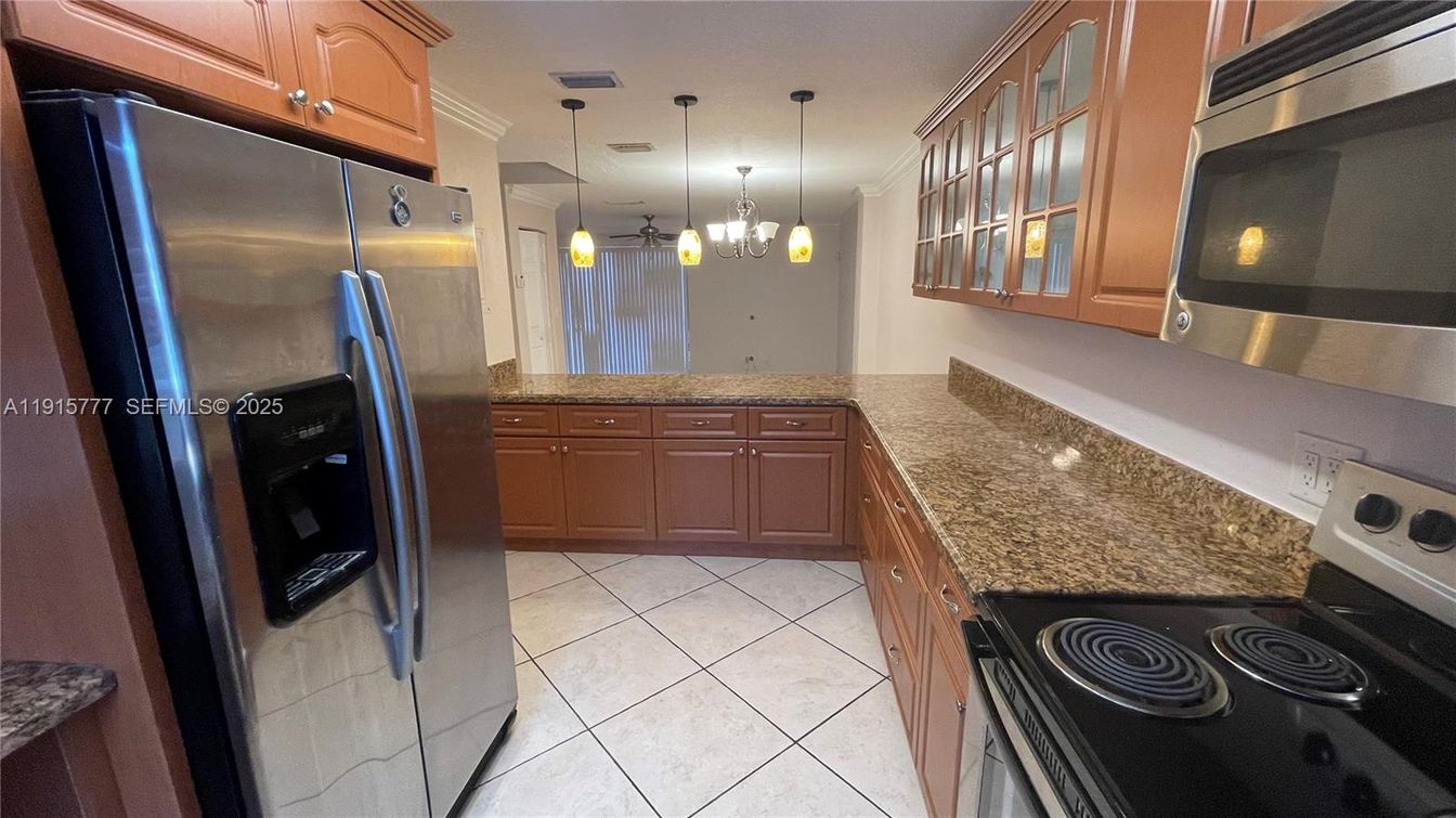 Interior, Kitchen, Pendant Lights, Stainless Steel Appliances