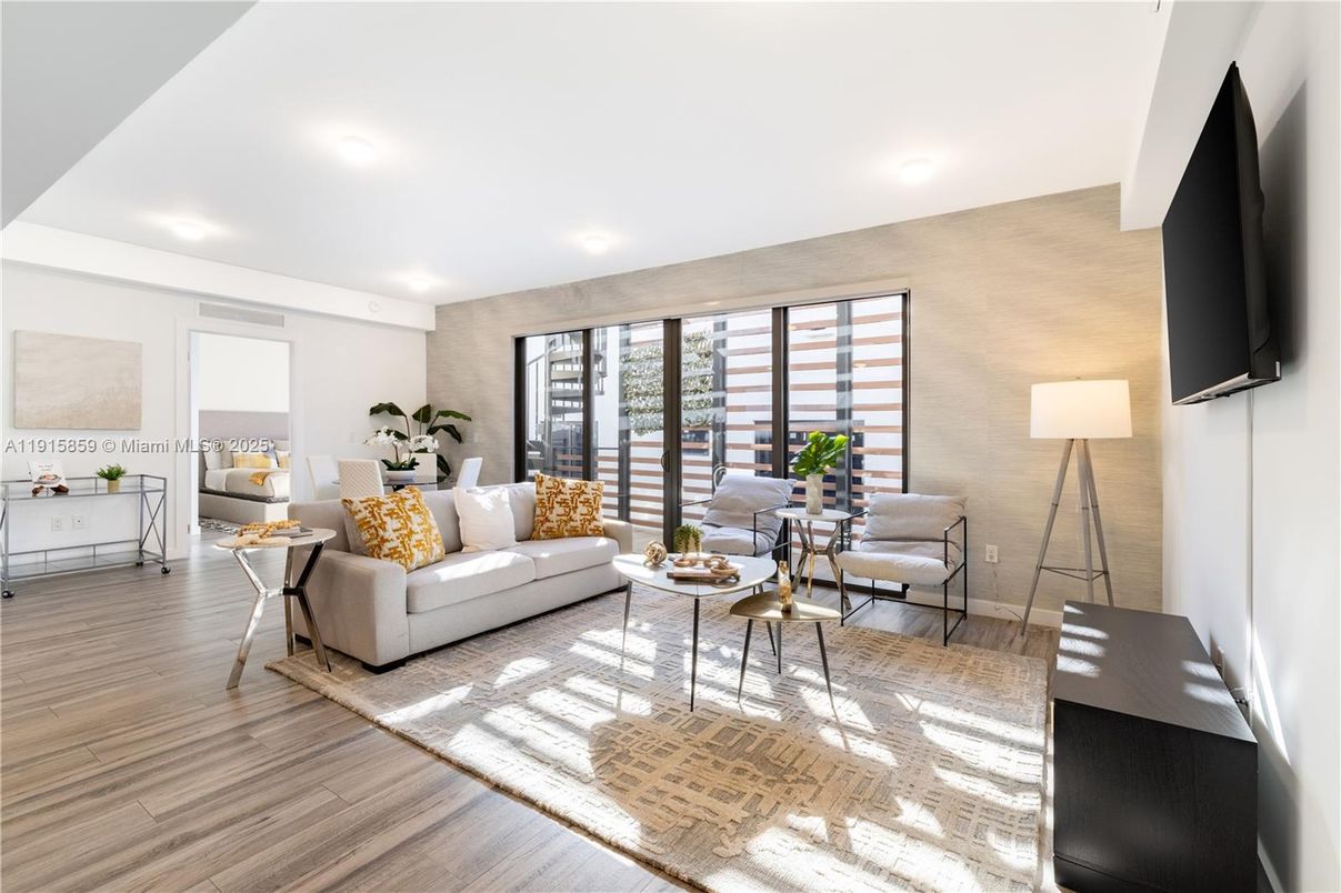 Interior, Living room, Recessed Lighting, Wood Texture Flooring