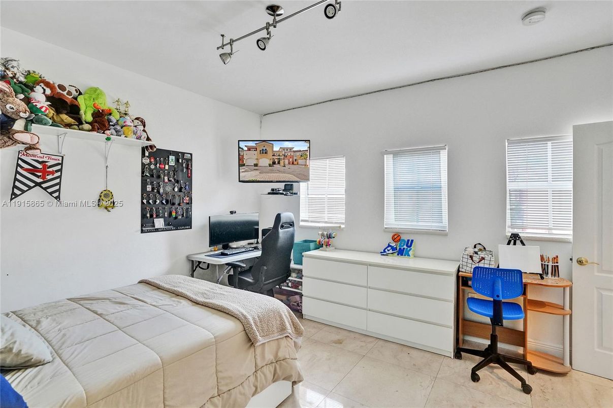 Bedroom, Home Office, Interior