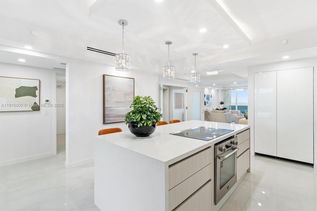 Interior, Kitchen, Pendant Lights, Recessed Lighting, Water
