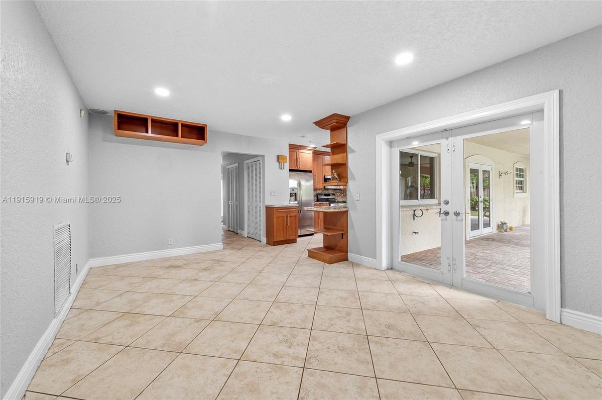Interior, Kitchen, Recessed Lighting