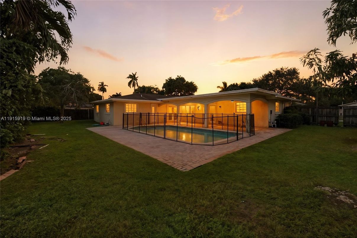 Backyard, Exterior, Pool