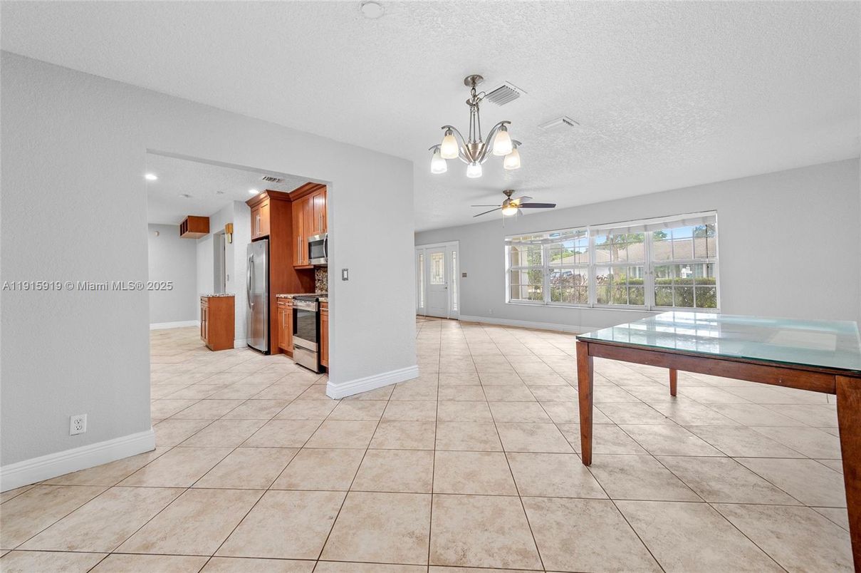 Chandelier, Empty room, Interior, Kitchen, Recessed Lighting