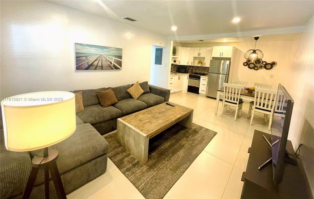 Dining room, Interior, Kitchen, Living room, Pendant Lights, Recessed Lighting