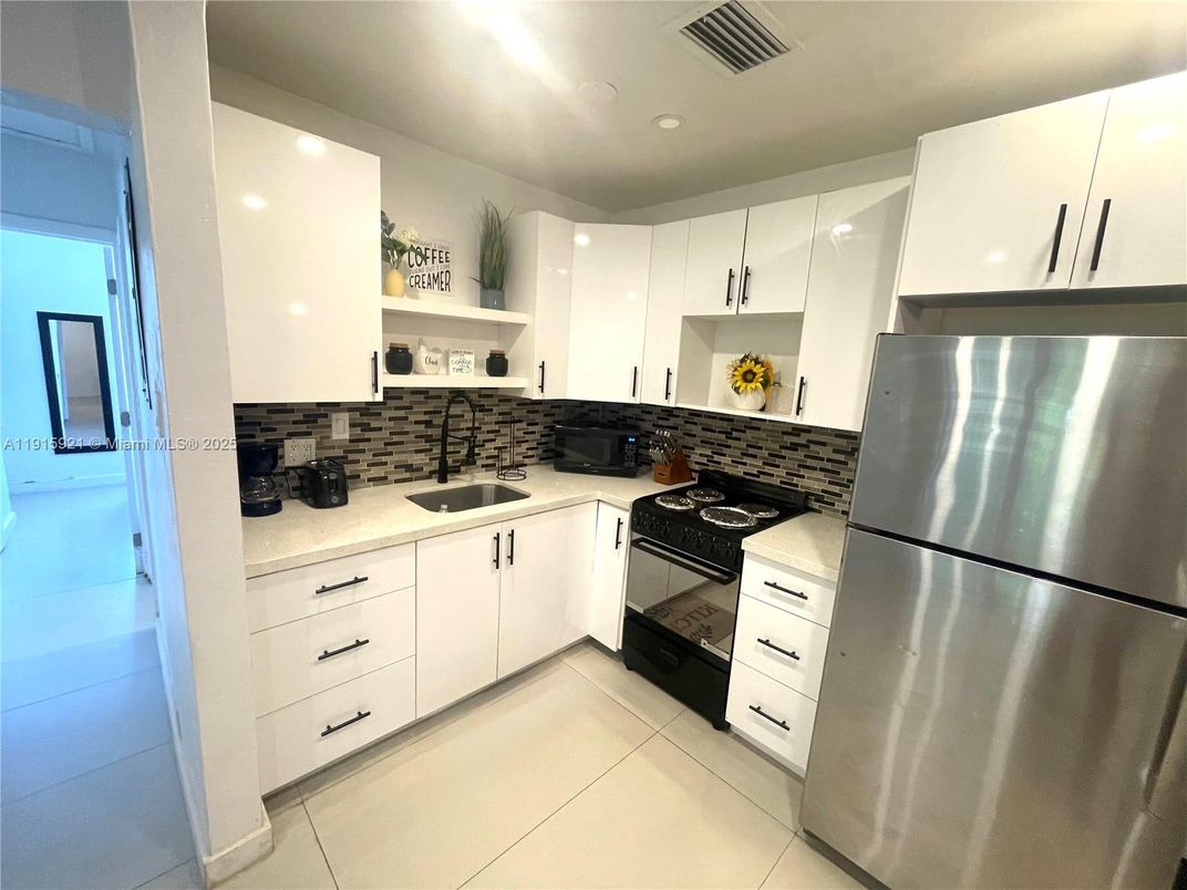 Interior, Kitchen, Recessed Lighting