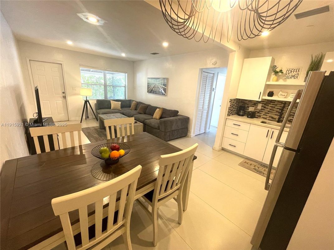 Dining room, Interior, Kitchen, Living room, Recessed Lighting