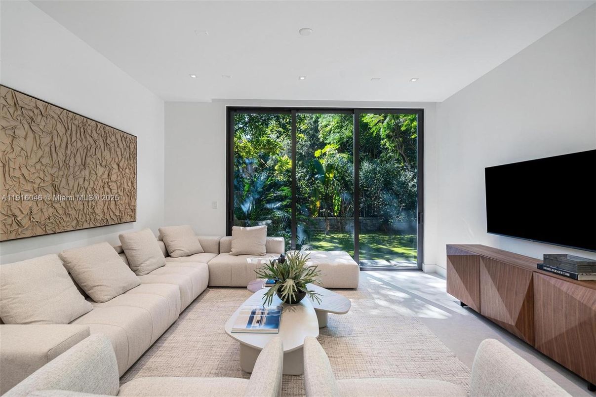 Interior, Living room, Recessed Lighting