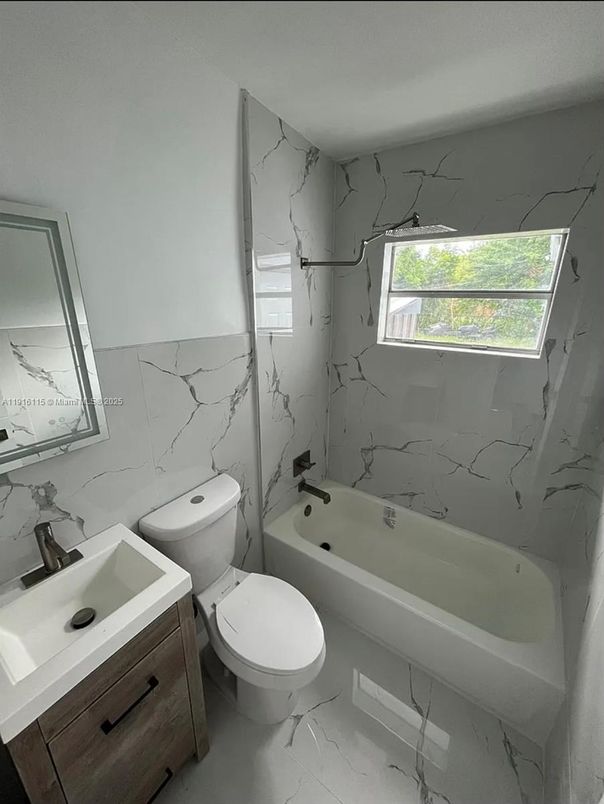 Bathroom, Interior, Marble, Marble Walls