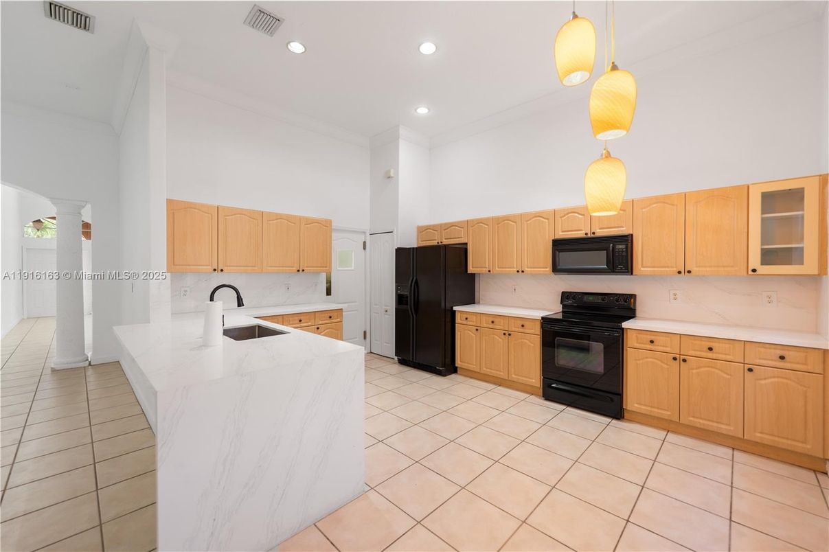 Interior, Kitchen, Recessed Lighting