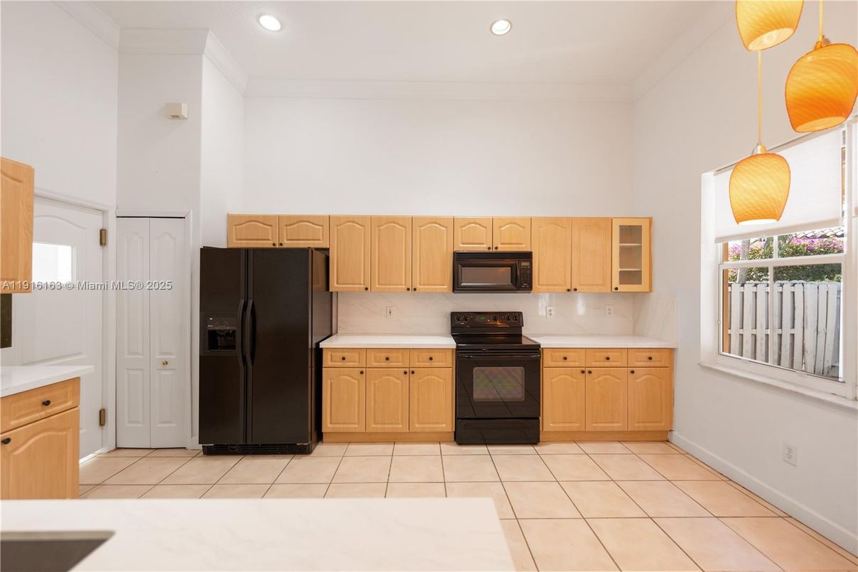 Interior, Kitchen, Pendant Lights, Recessed Lighting
