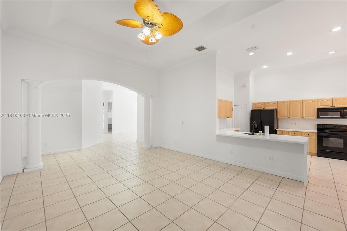 Interior, Kitchen, Recessed Lighting