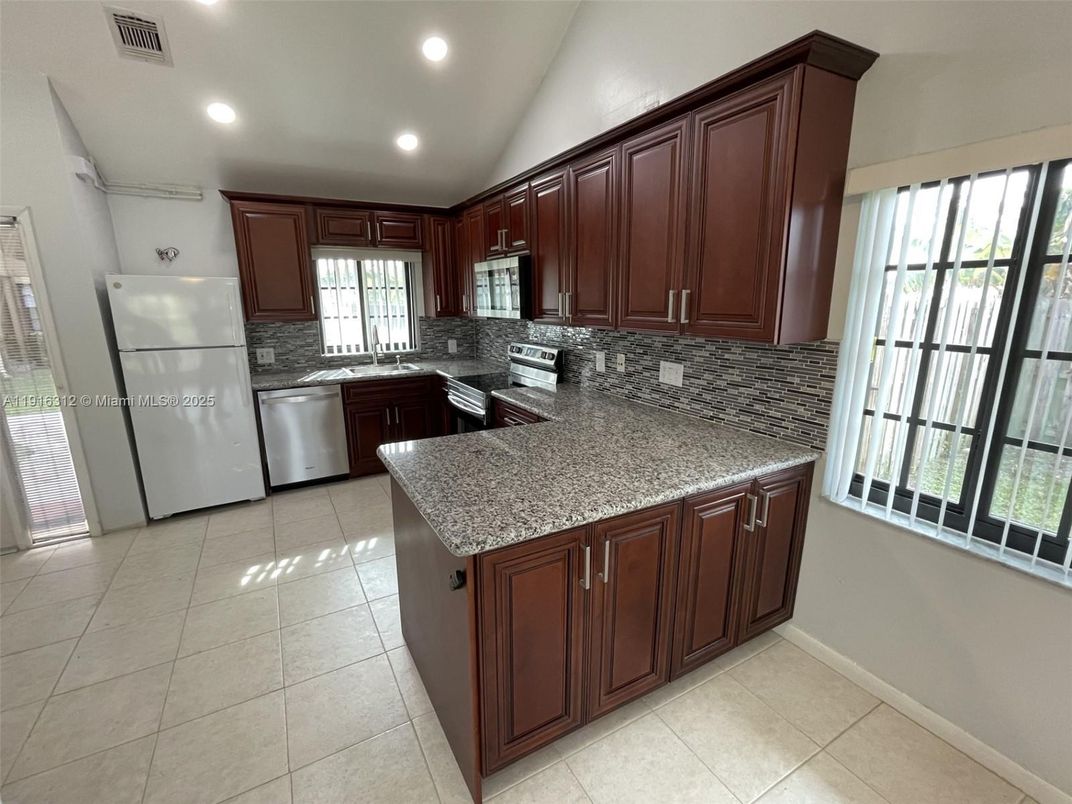 Interior, Kitchen, Recessed Lighting