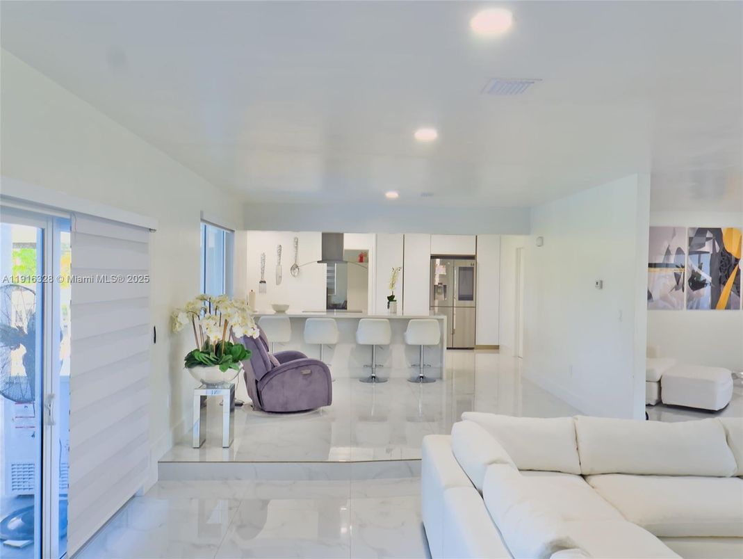 Interior, Kitchen, Living room, Marble, Recessed Lighting, Stainless Steel Appliances