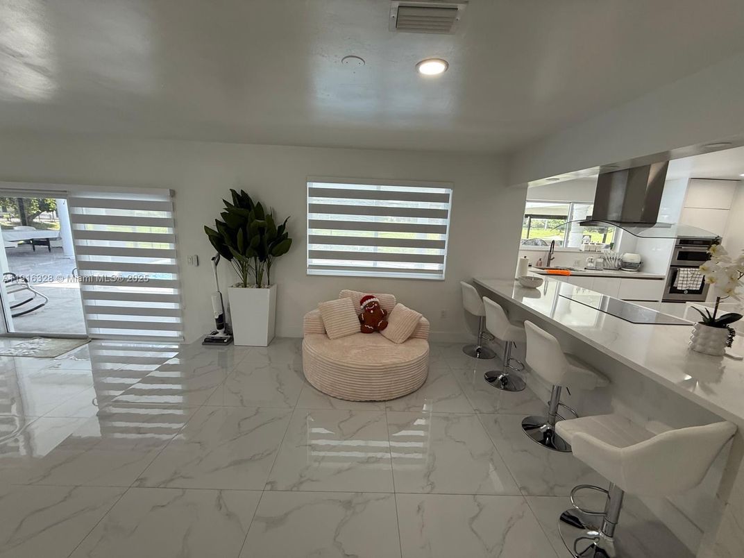 Interior, Kitchen, Marble, Recessed Lighting