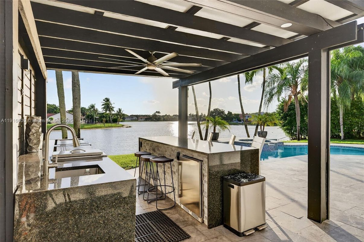 Exterior, Outdoor Kitchen, Pool, Water