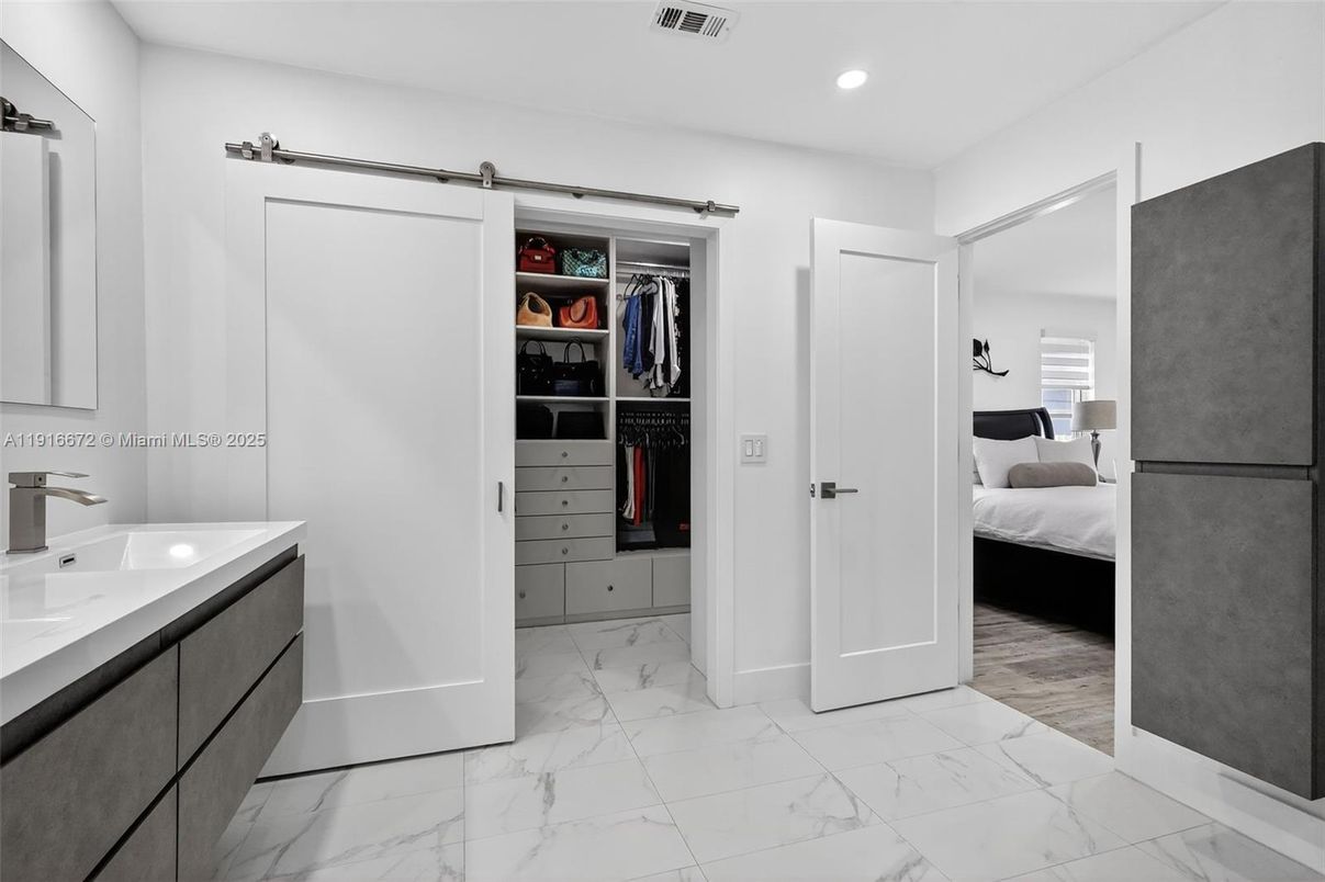 Bathroom, Bedroom, Interior, Marble, Recessed Lighting