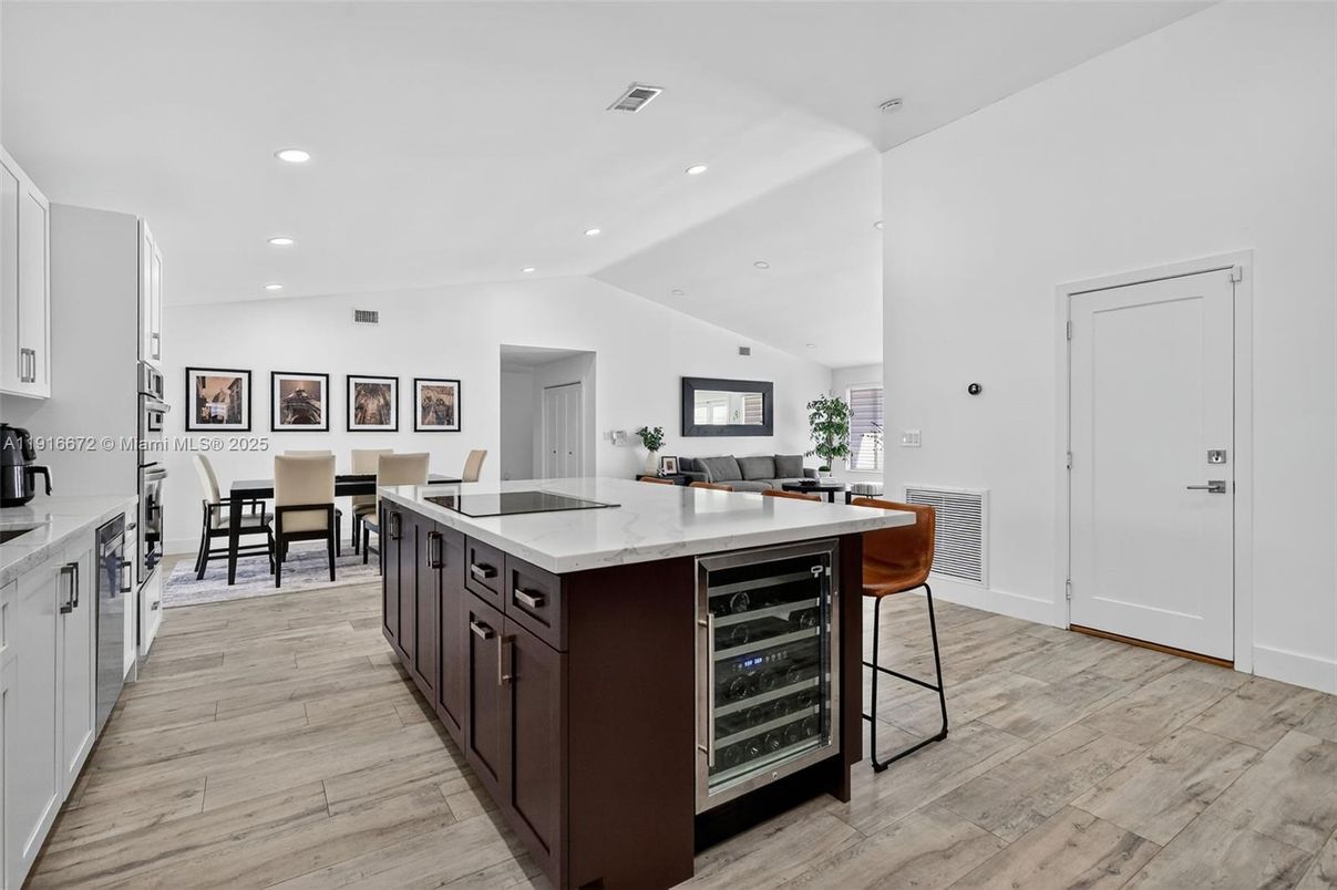 Dining room, Interior, Kitchen, Recessed Lighting, Wood Texture Flooring