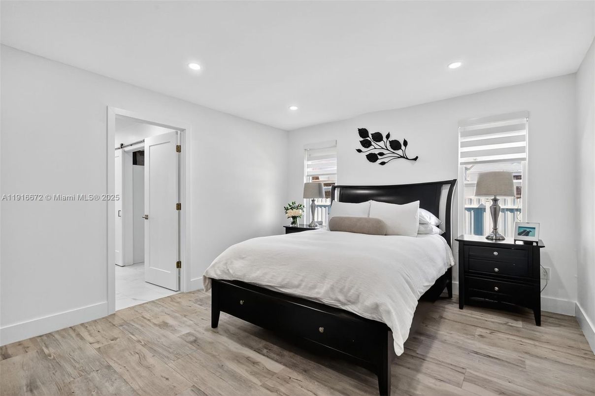Bedroom, Interior, Recessed Lighting, Wood Texture Flooring