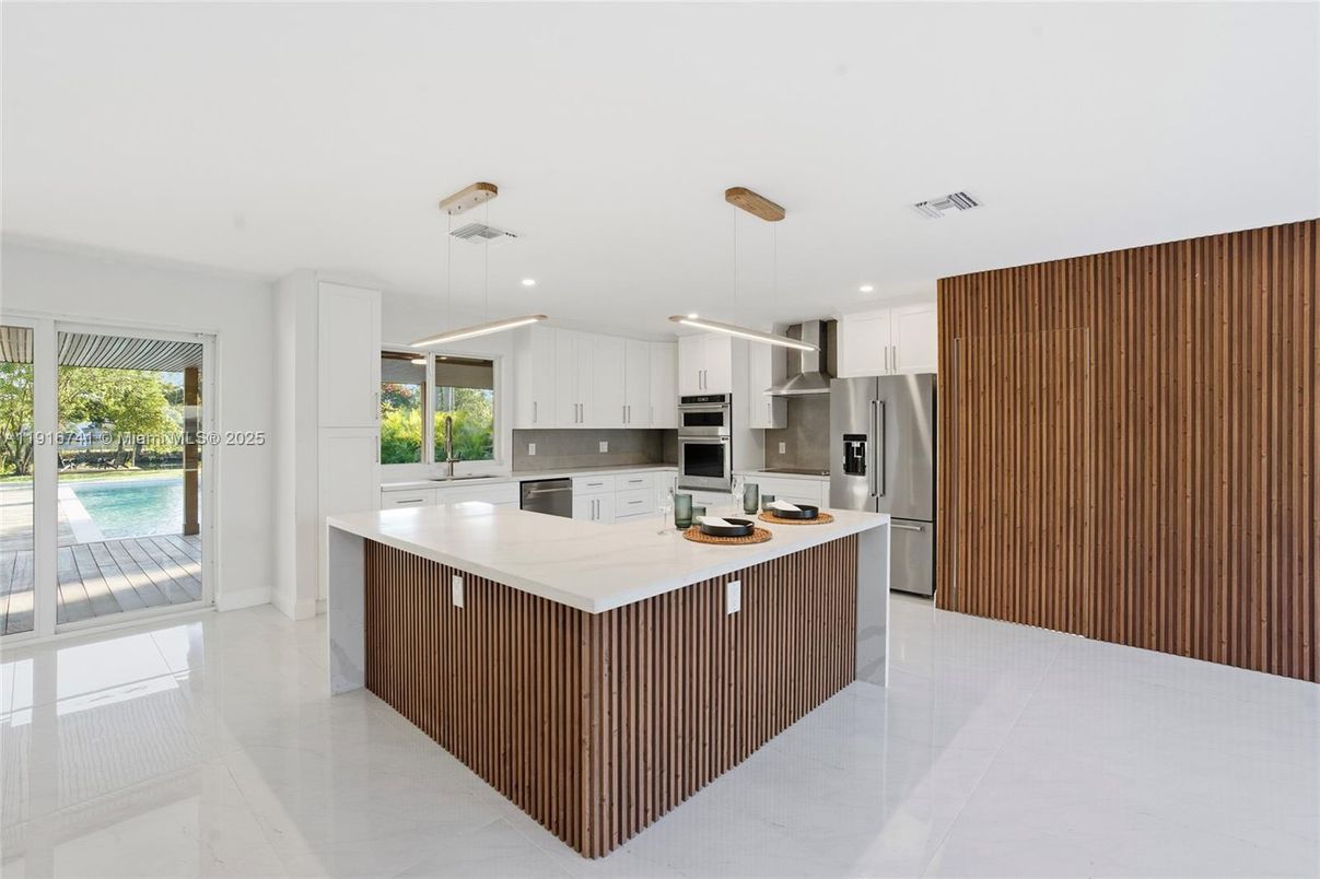 Interior, Kitchen, Pendant Lights, Recessed Lighting, Stainless Steel Appliances