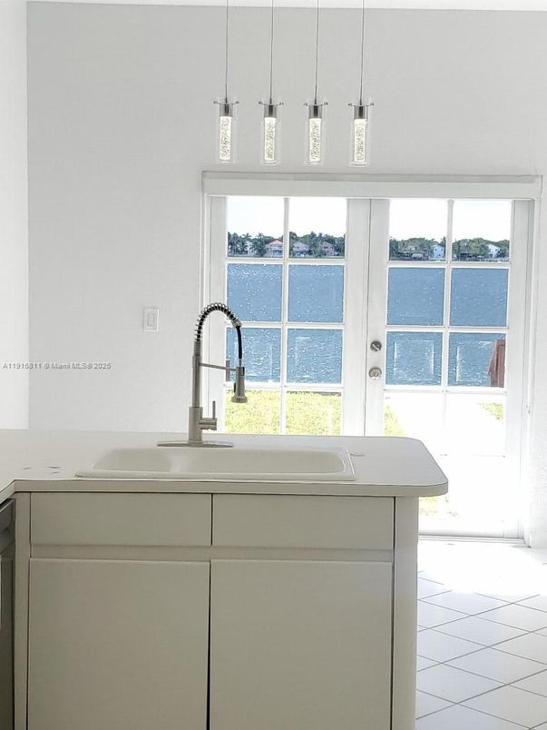 Interior, Kitchen, Water