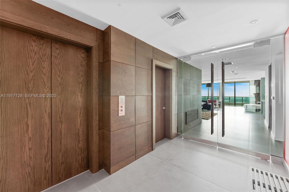 Elevator, Interior, Recessed Lighting, Water