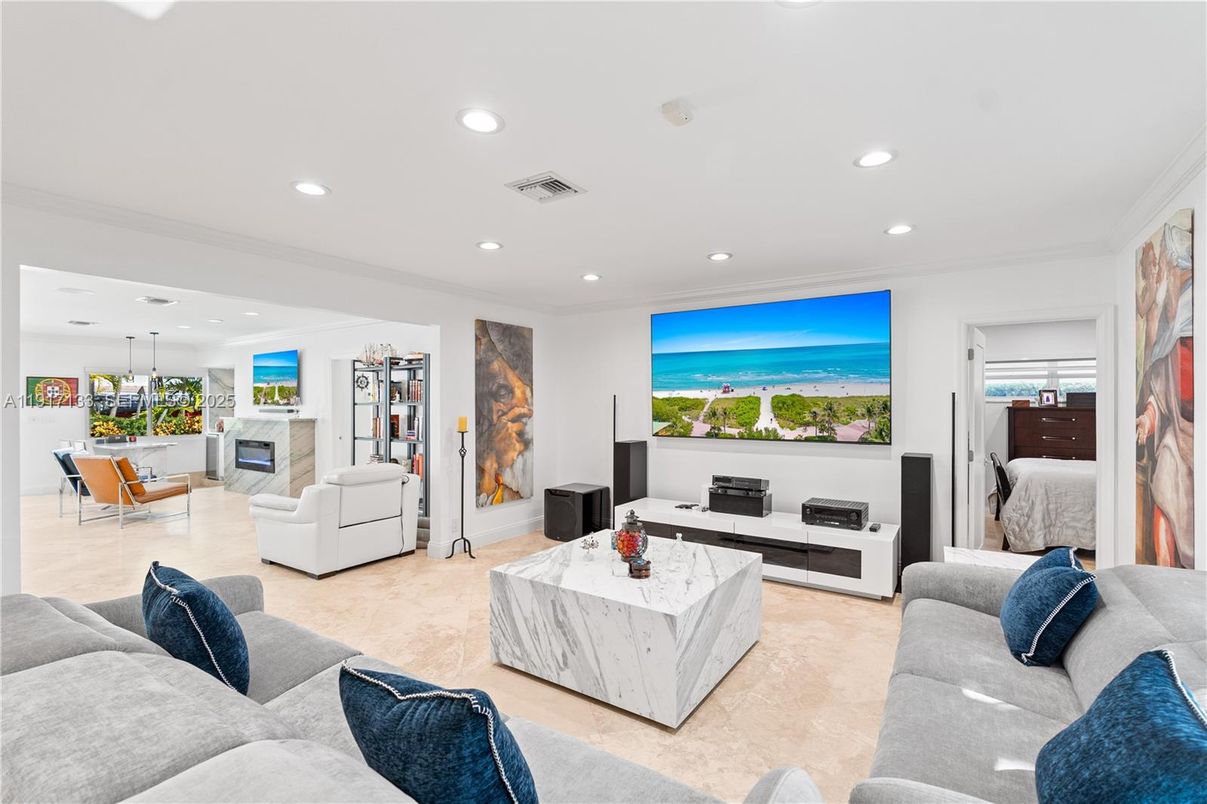 Dining room, Fireplace, Interior, Living room, Pendant Lights, Recessed Lighting