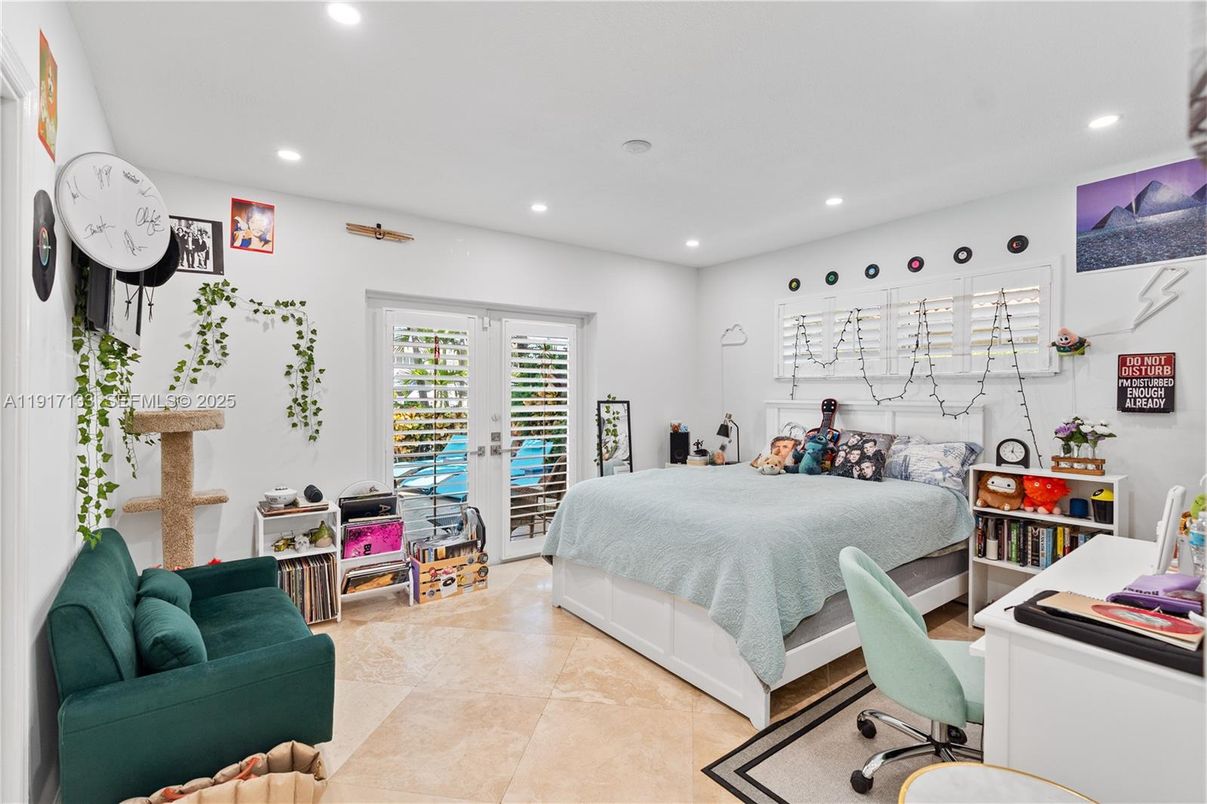 Bedroom, Home Office, Interior, Recessed Lighting