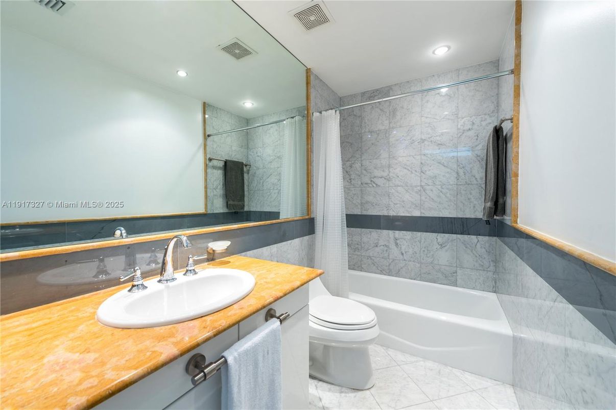 Bathroom, Interior, Marble, Marble Walls, Recessed Lighting