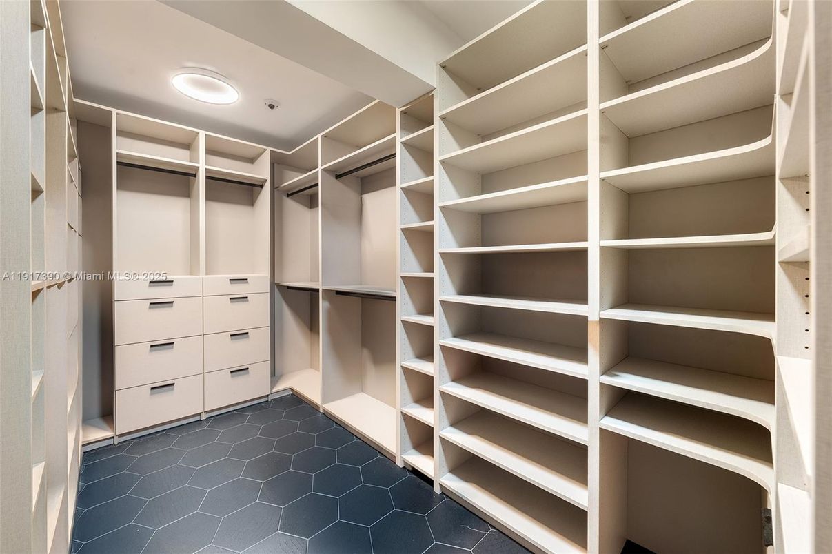 Interior, Recessed Lighting, Walk-in Closets