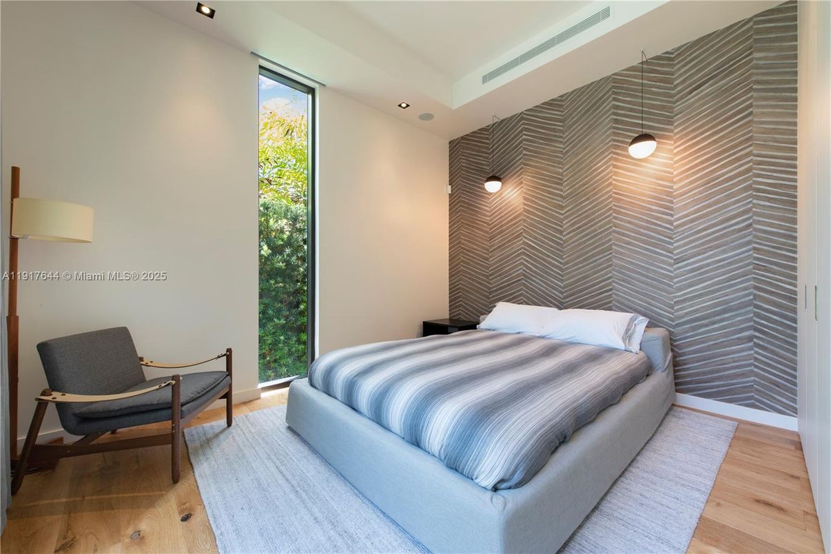 Bedroom, Interior, Pendant Lights, Recessed Lighting, Wood Texture Flooring