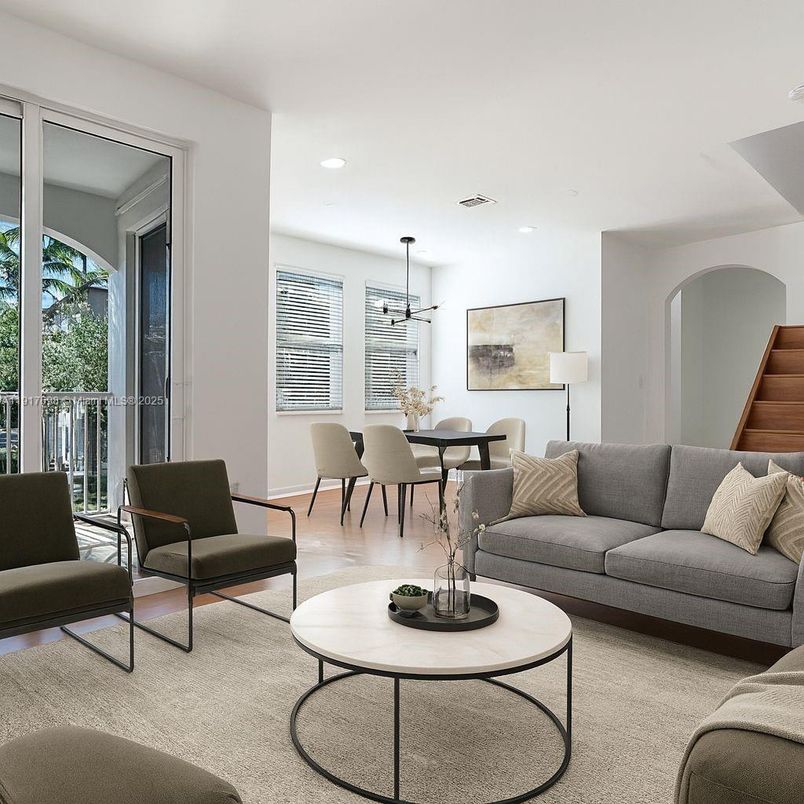 Dining room, Interior, Living room, Pendant Lights, Recessed Lighting