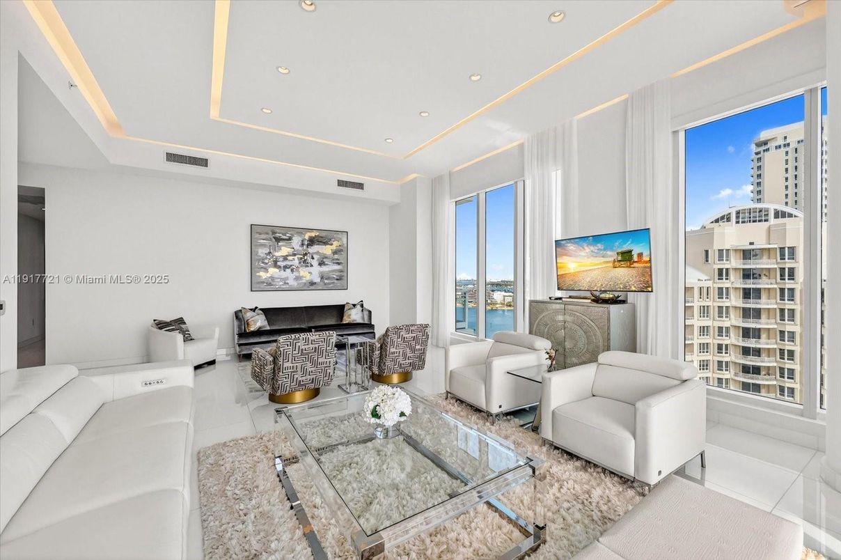 Interior, Living room, Recessed Lighting, Water